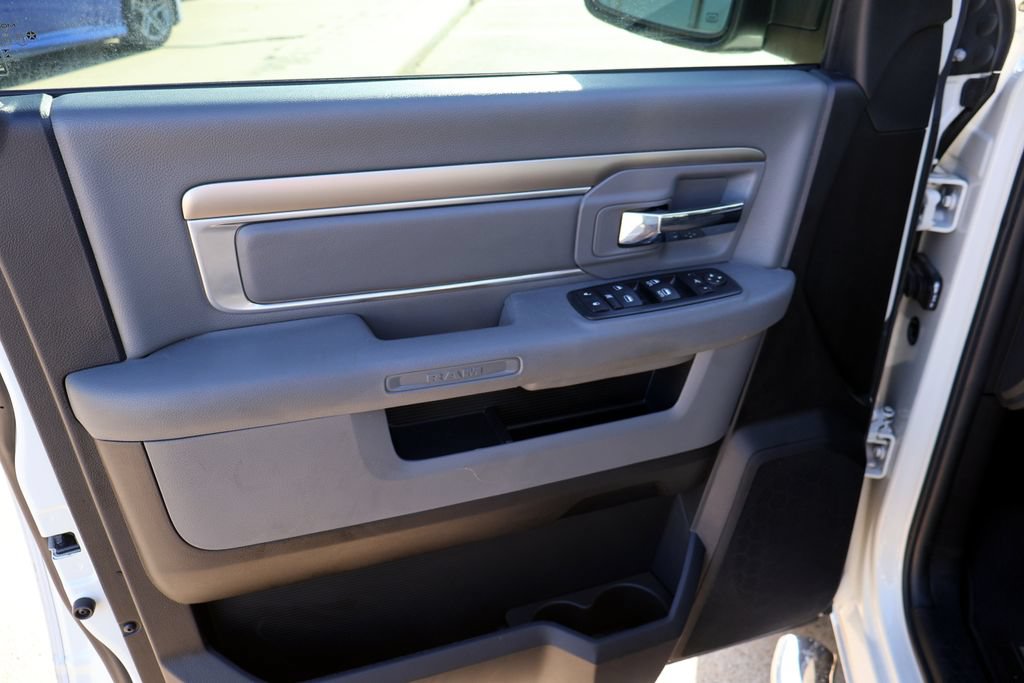 Used 2016 RAM 1500 Lone Star RWD image 17