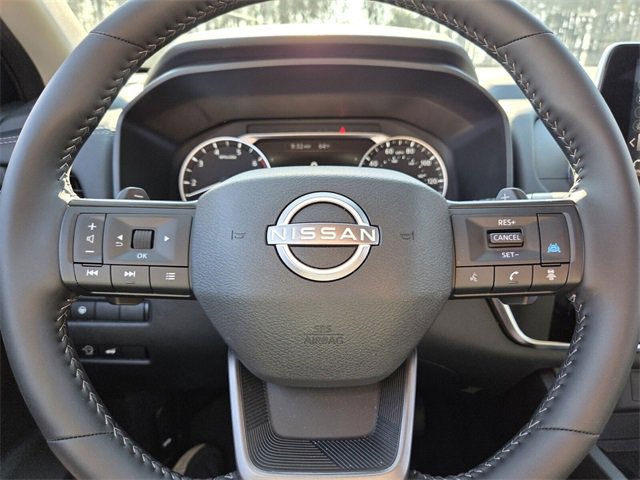 Certified 2025 Nissan Rogue SV image 18