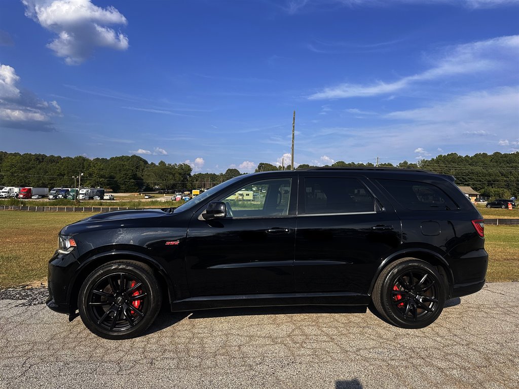 Used 2018 Dodge Durango SRT w/ Technology Group AWD/4WD image 5