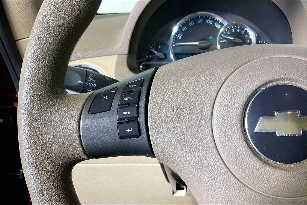 Used 2009 Chevrolet HHR LS image 25