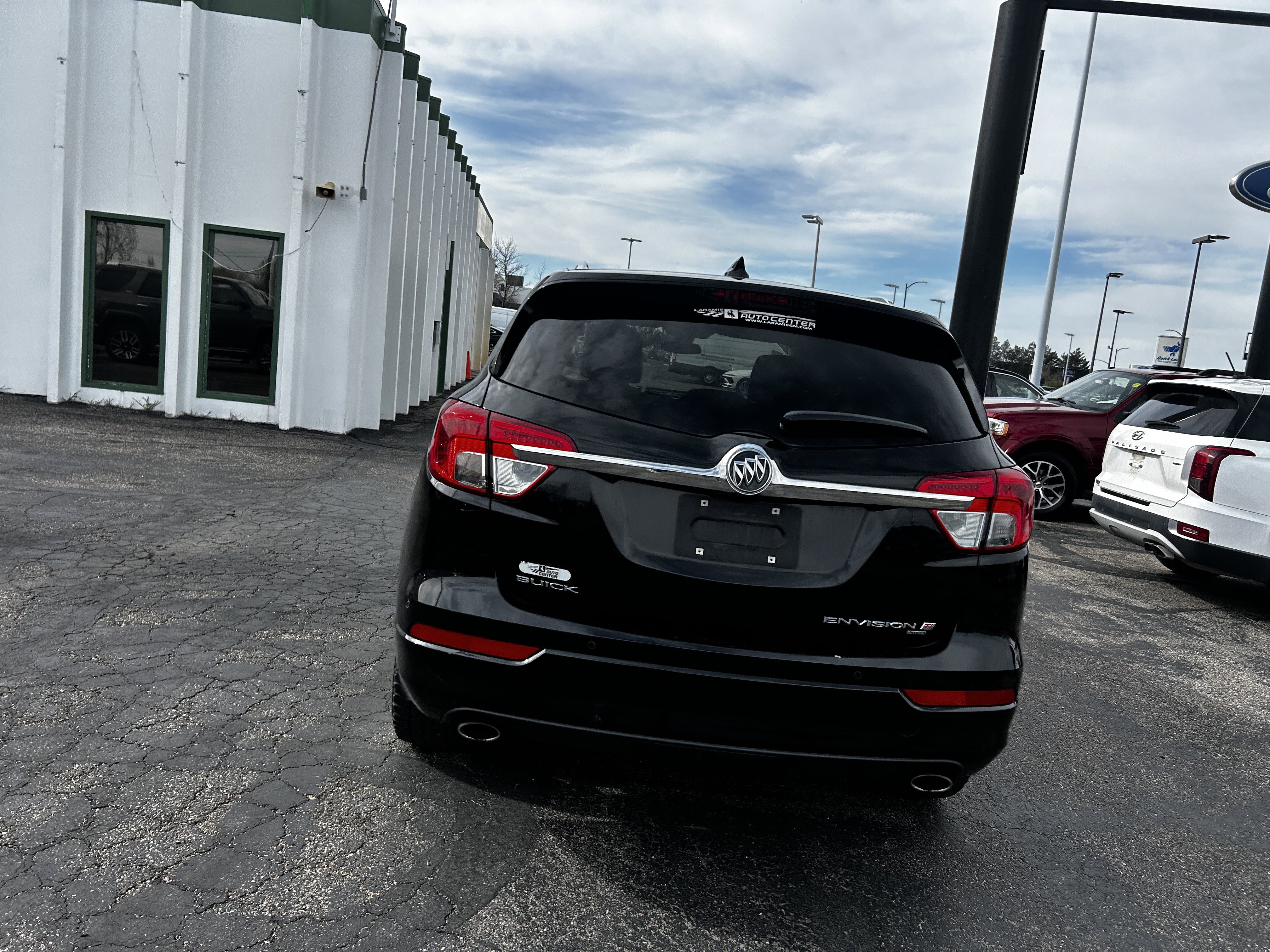 Used 2016 Buick Envision Premium AWD/4WD image 4