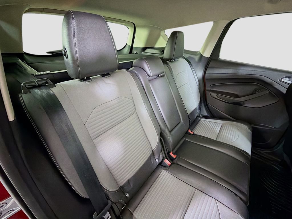 Used 2017 Ford Escape Titanium FWD image 29