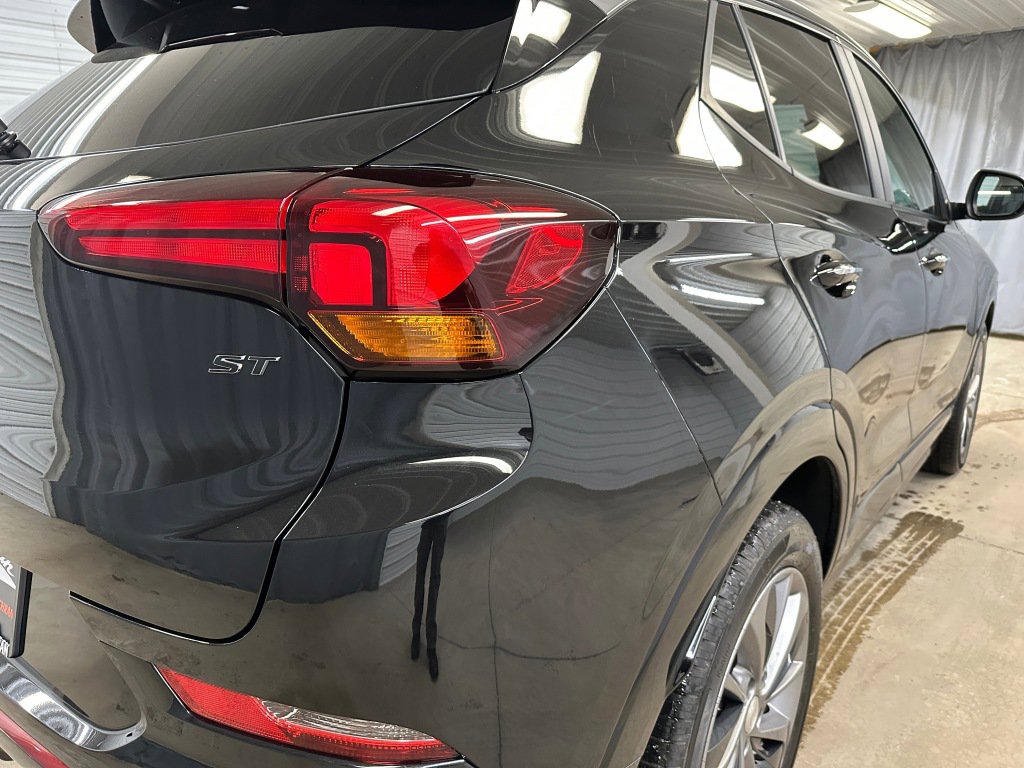 Certified 2023 Buick Encore GX Select w/ Sport Touring Package image 26