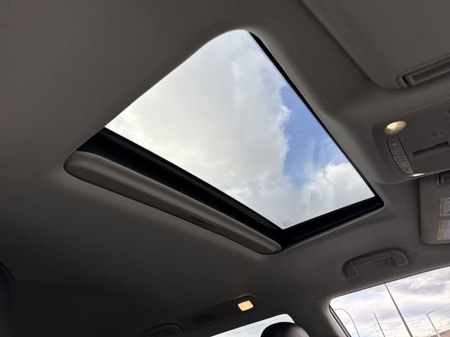 Used 2023 Nissan Armada SL w/ Cargo Package image 30