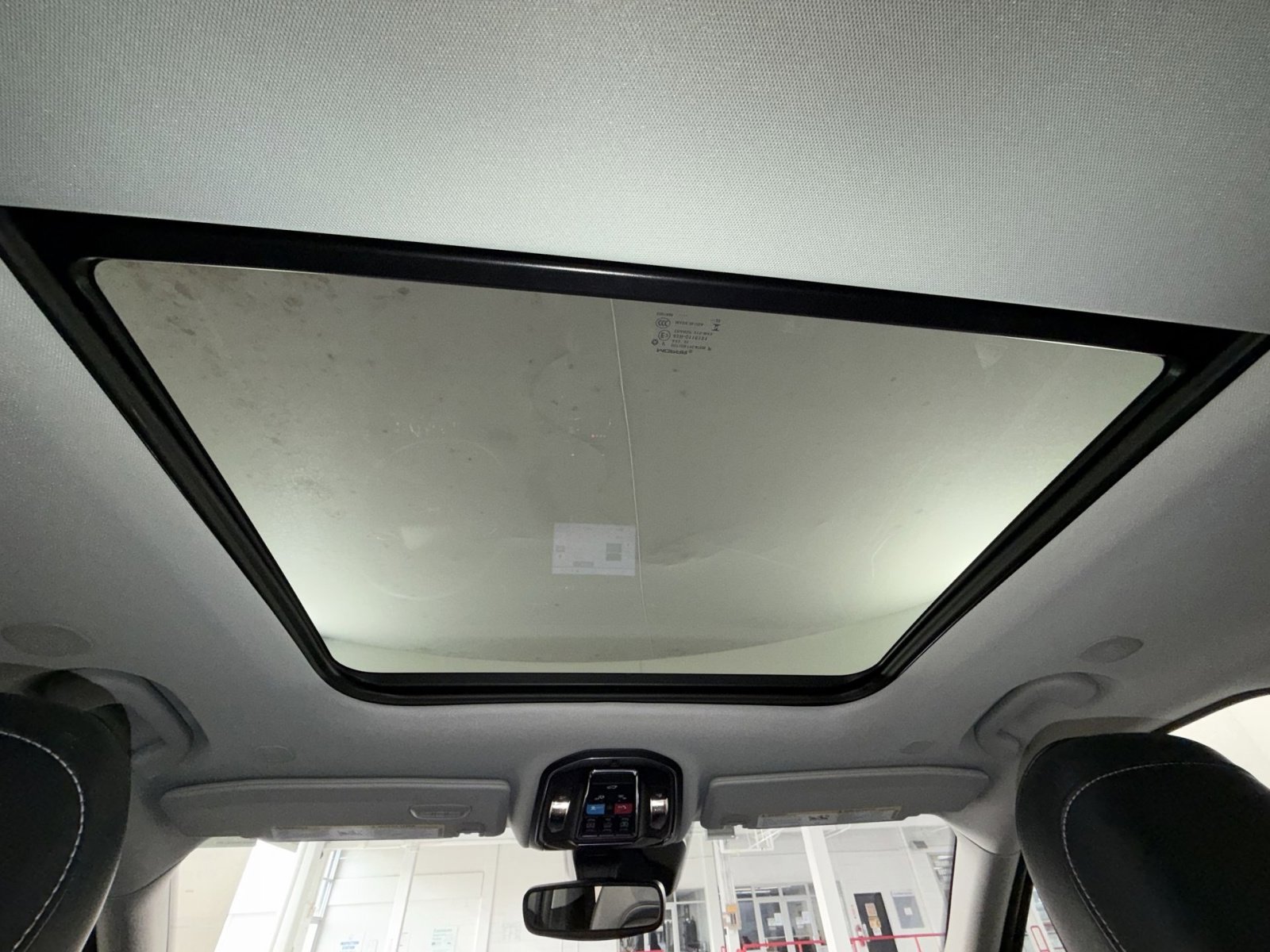 Used 2023 Jeep Grand Cherokee Limited w/ Black Appearance Package image 24