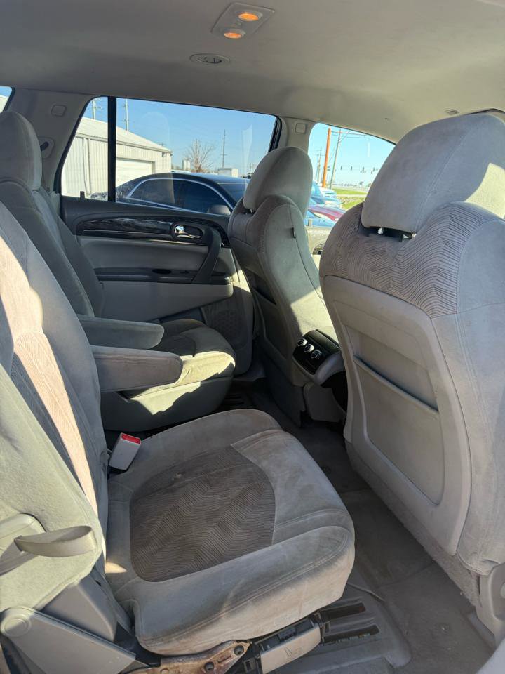 Used 2014 Buick Enclave Convenience image 5