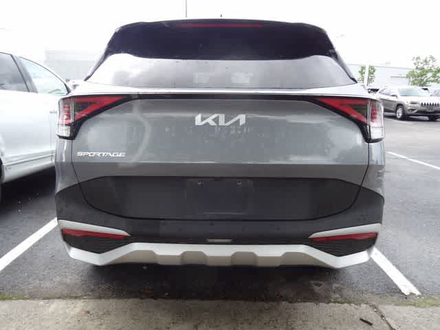 Used 2025 Kia Sportage LX FWD image 8