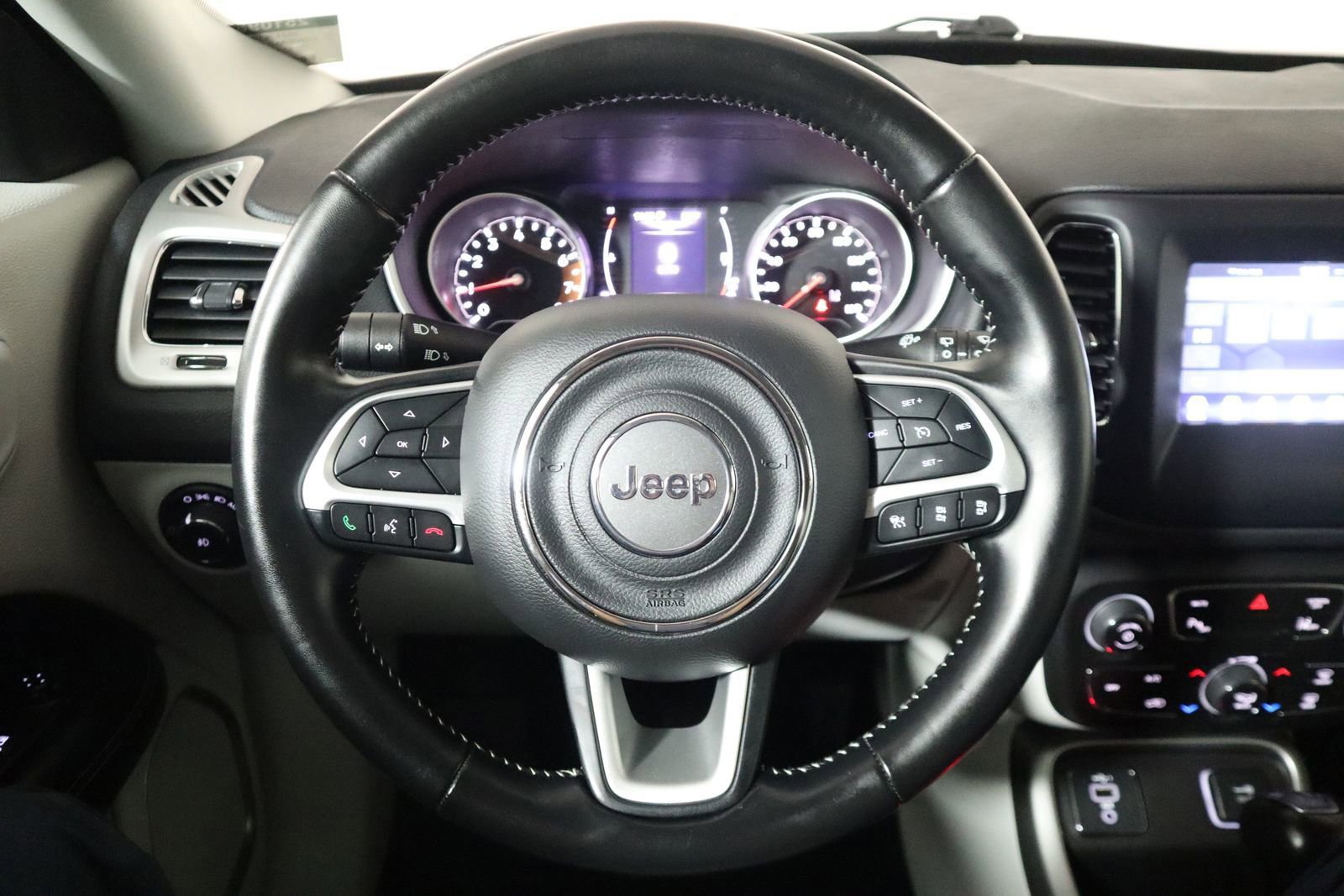 Used 2021 Jeep Compass Latitude w/ Driver Assistance Group image 43