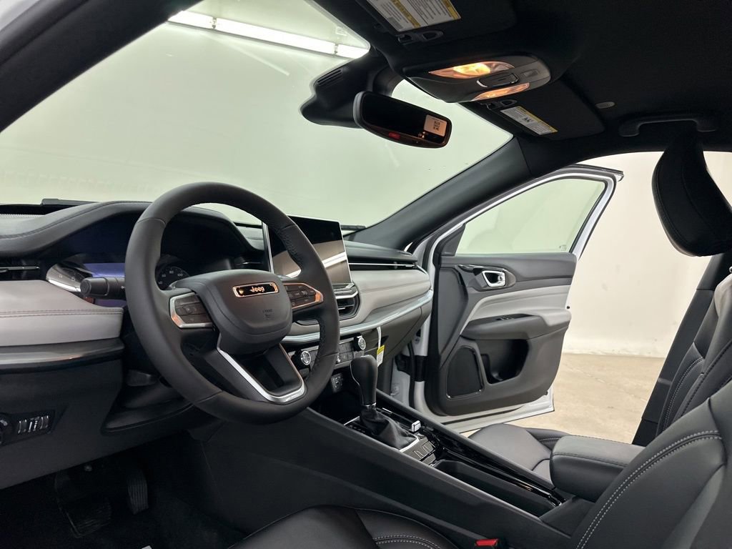 New 2026 Jeep Compass Limited image 28