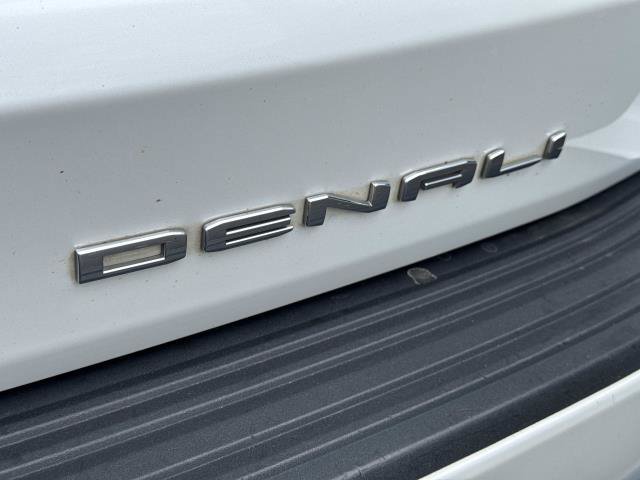 Used 2021 GMC Yukon Denali w/ Denali Premium Package AWD/4WD image 35