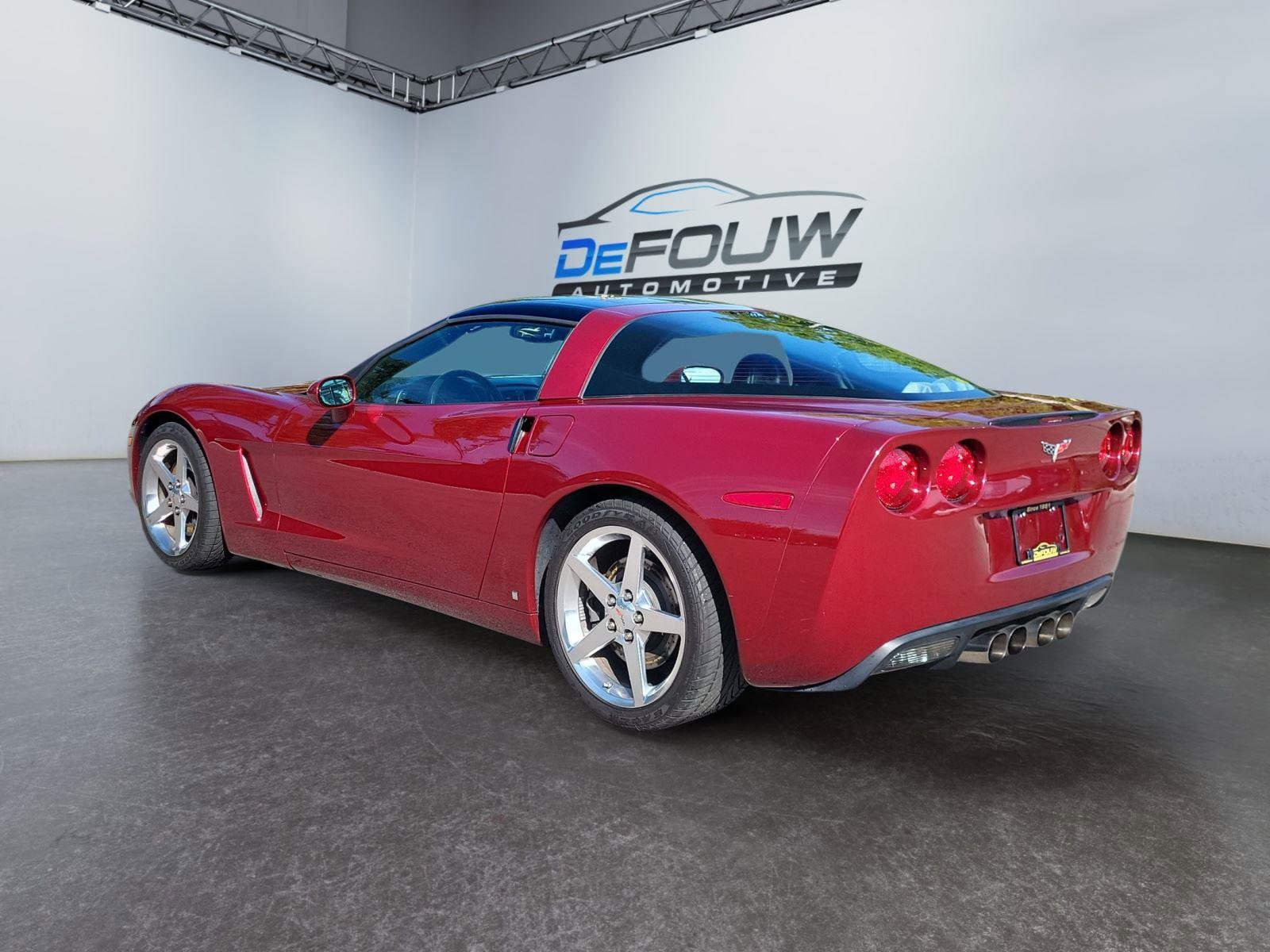 Used 2007 Chevrolet Corvette Coupe w/ Preferred Equipment Group image 5