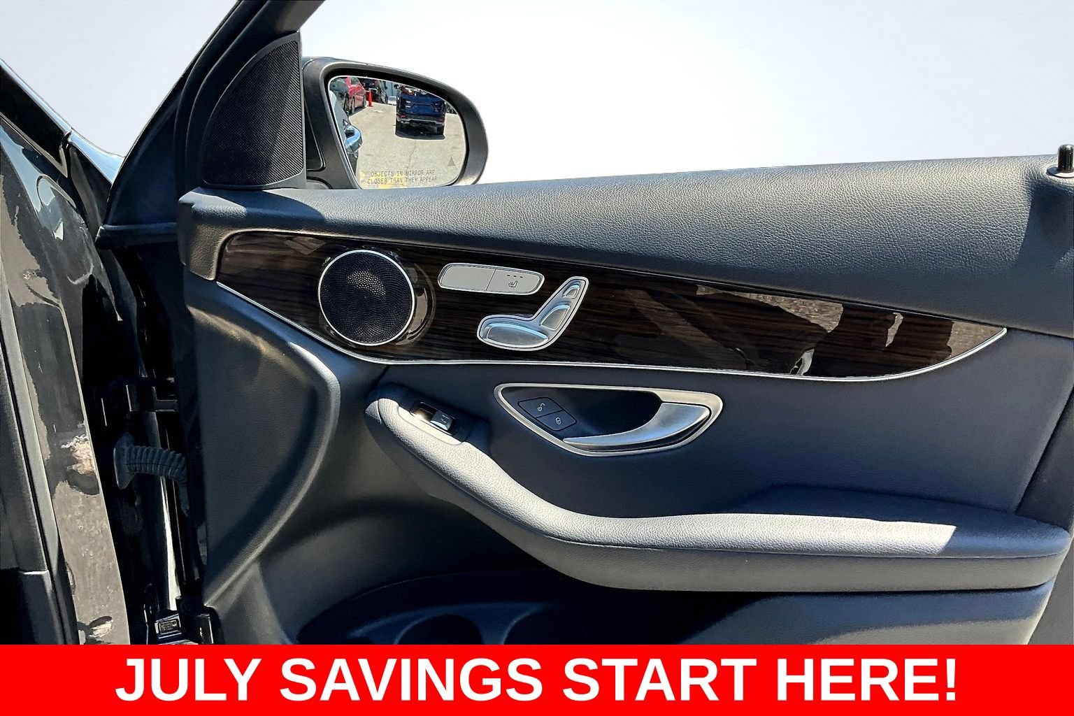 Used 2021 Mercedes-Benz GLC 300 w/ Premium Package image 36