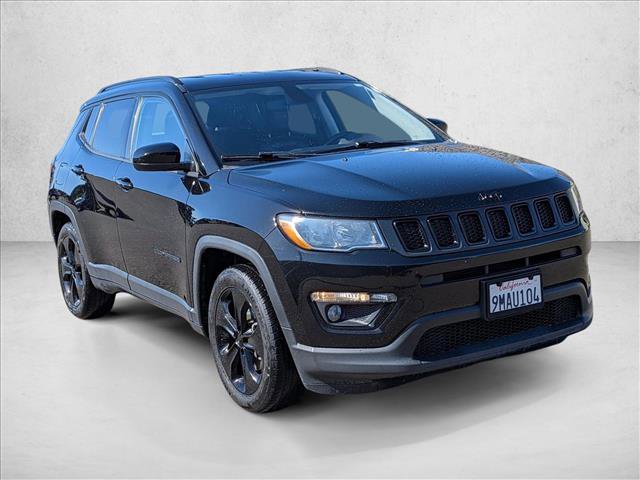 Used 2020 Jeep Compass Latitude FWD image 3