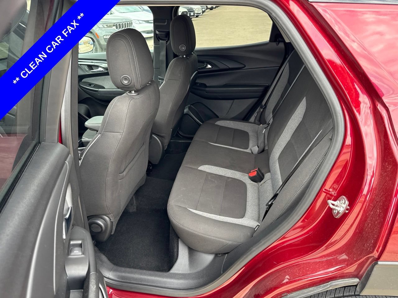 Used 2025 Chevrolet TrailBlazer LT AWD/4WD image 6