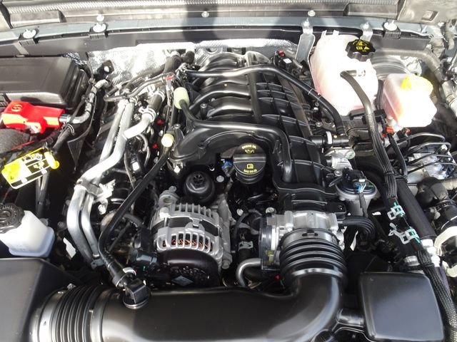 Used 2025 Jeep Wrangler Sport AWD/4WD image 14