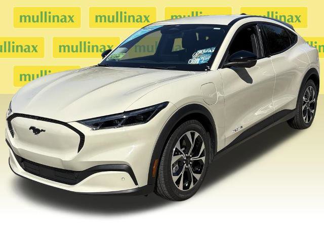 Certified 2025 Ford Mustang Mach-E Select w/ Comfort Package Lite image 11