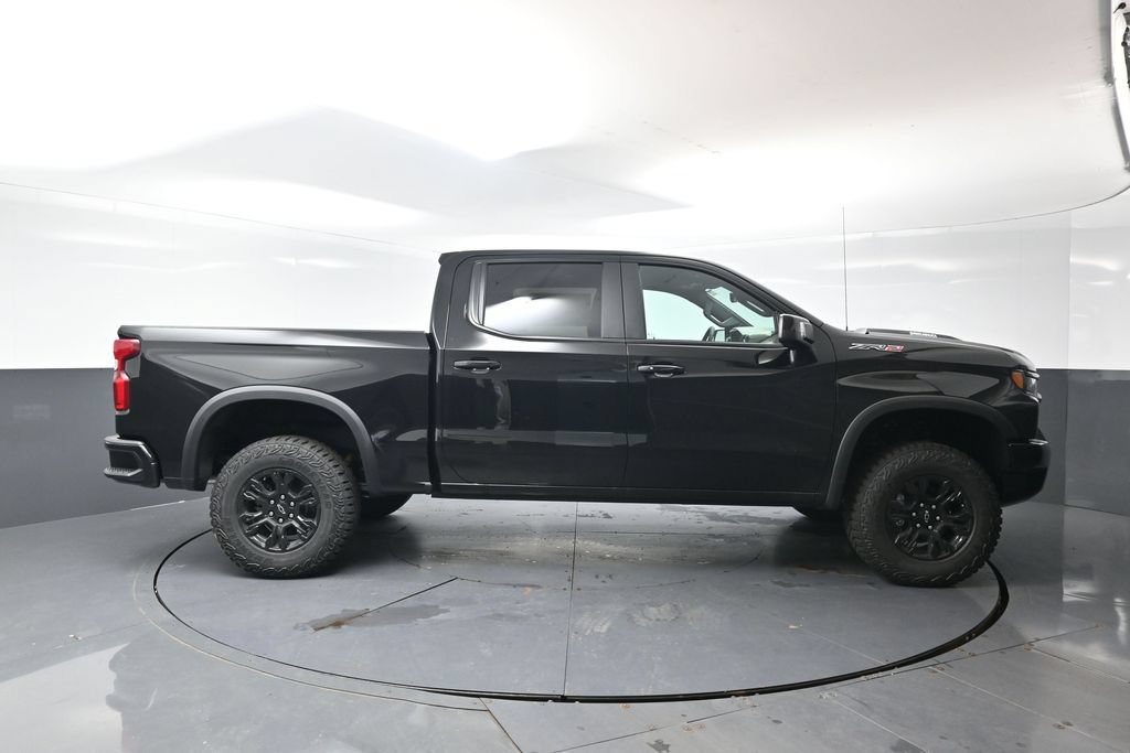 New 2026 Chevrolet Silverado 1500 ZR2 AWD/4WD image 3