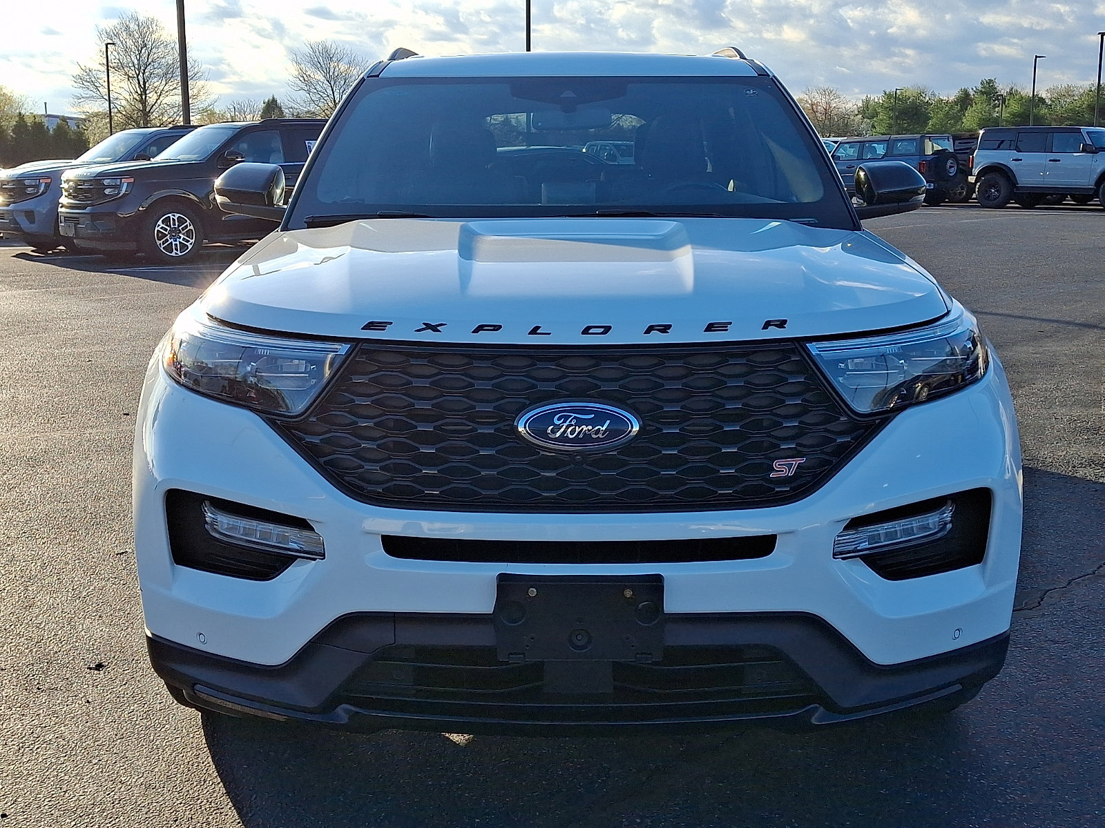 Certified 2023 Ford Explorer ST w/ Equipment Group 401A AWD/4WD image 2