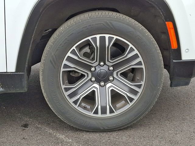 Used 2024 Jeep Wagoneer Series II image 9