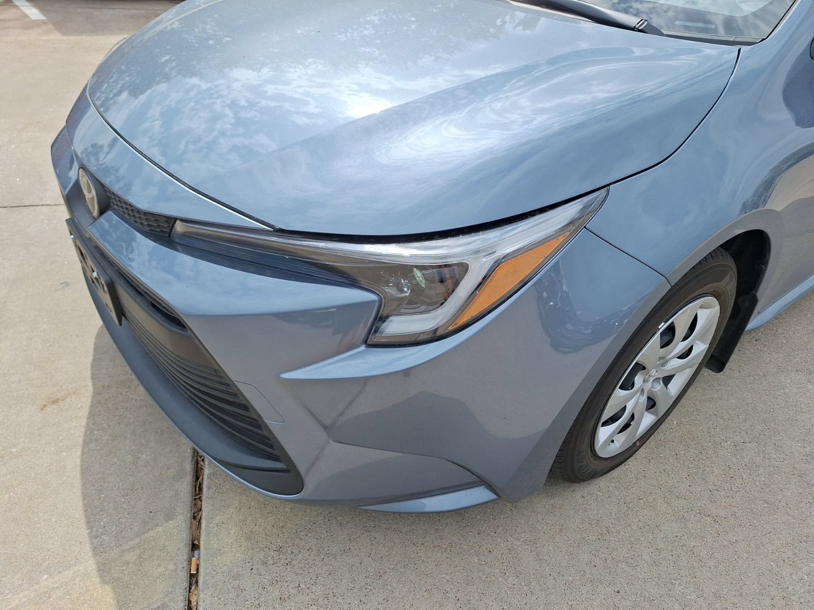 Used 2026 Toyota Corolla LE FWD image 10