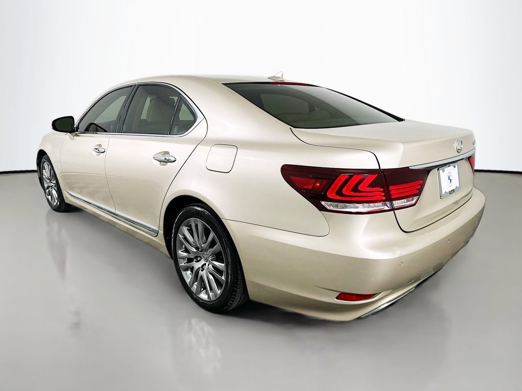 Used 2013 Lexus LS 460 w/ Comfort Pkg RWD image 7