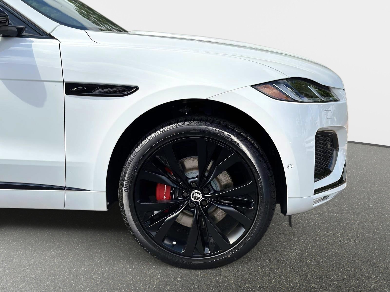 New 2026 Jaguar F-PACE R-Dynamic S AWD/4WD image 6