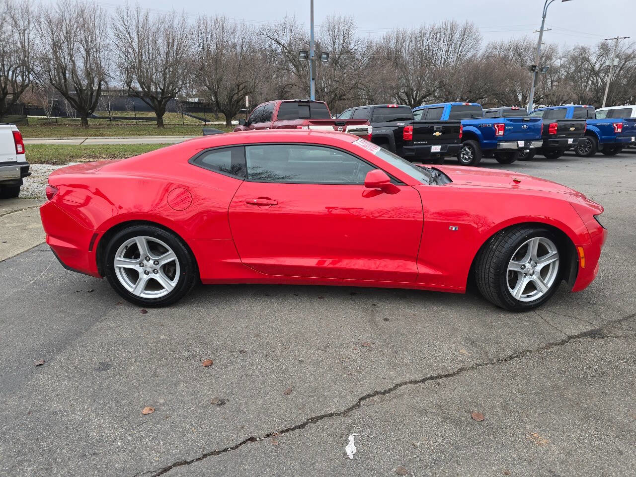 Used 2019 Chevrolet Camaro LT image 5