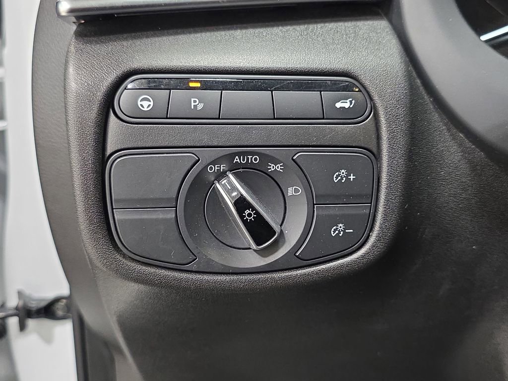 Certified 2023 INFINITI QX50 Luxe AWD/4WD image 23