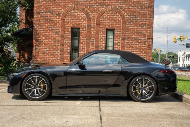 Used 2022 Mercedes-Benz SL 63 AMG 4MATIC image 8
