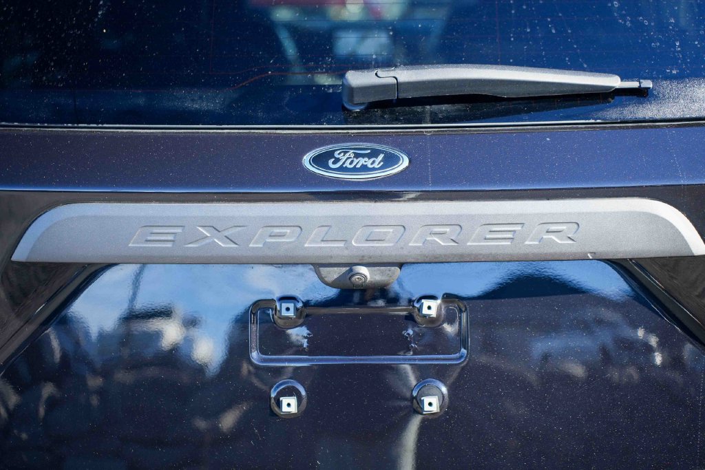 Used 2024 Ford Explorer Timberline w/ Timberline Technology Package AWD/4WD image 11