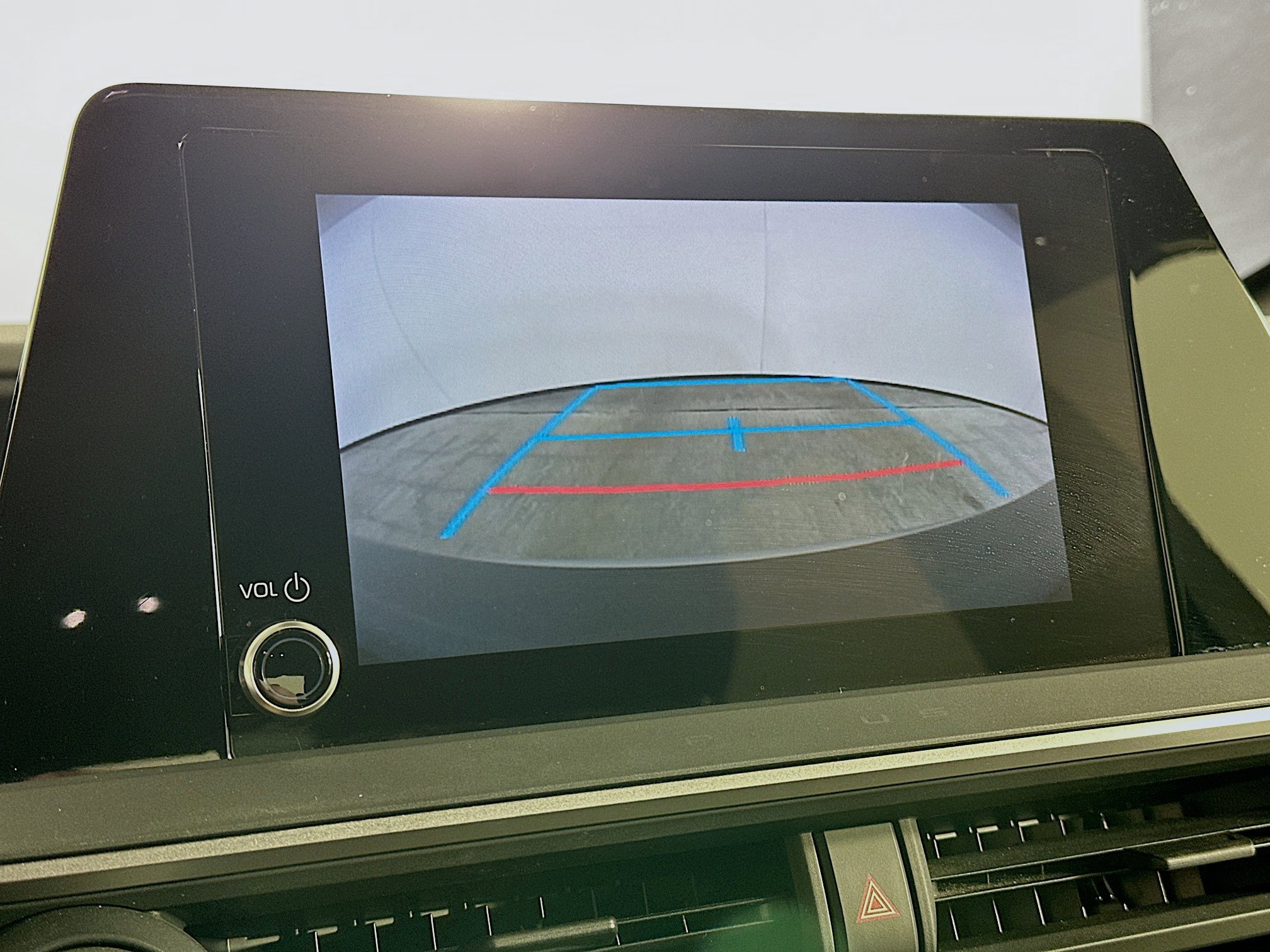 Used 2024 Toyota Prius LE image 22