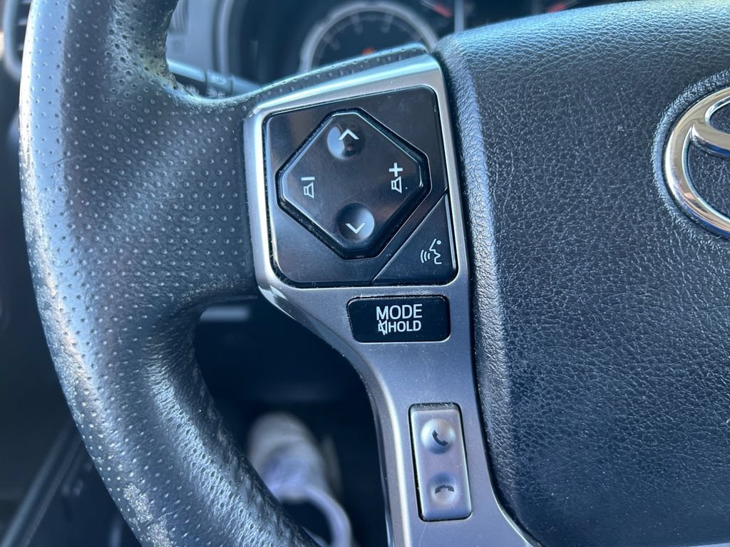 Used 2022 Toyota 4Runner Limited AWD/4WD image 20
