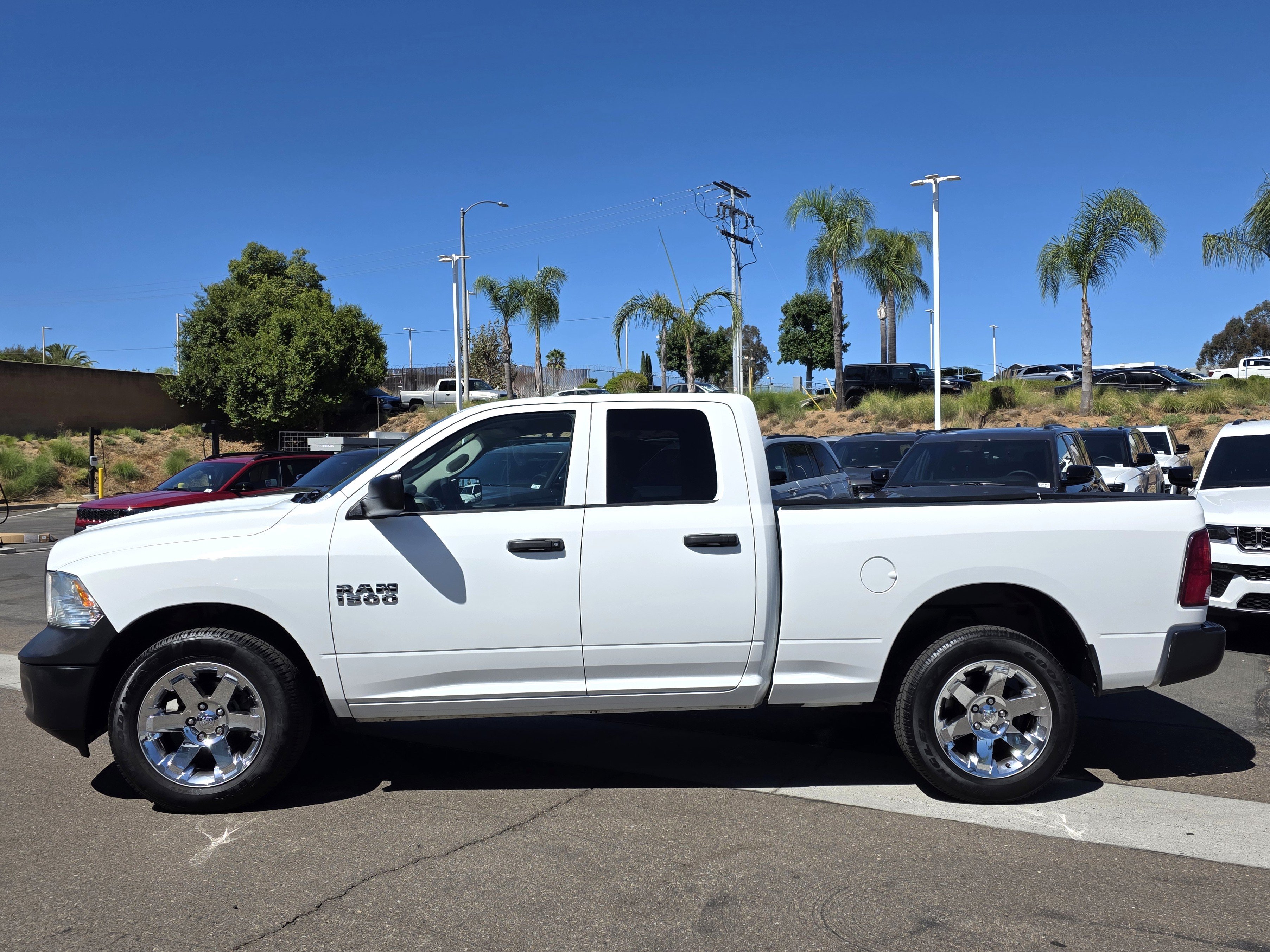 Used 2017 RAM 1500 Tradesman w/ Popular Equipment Group AWD/4WD image 2