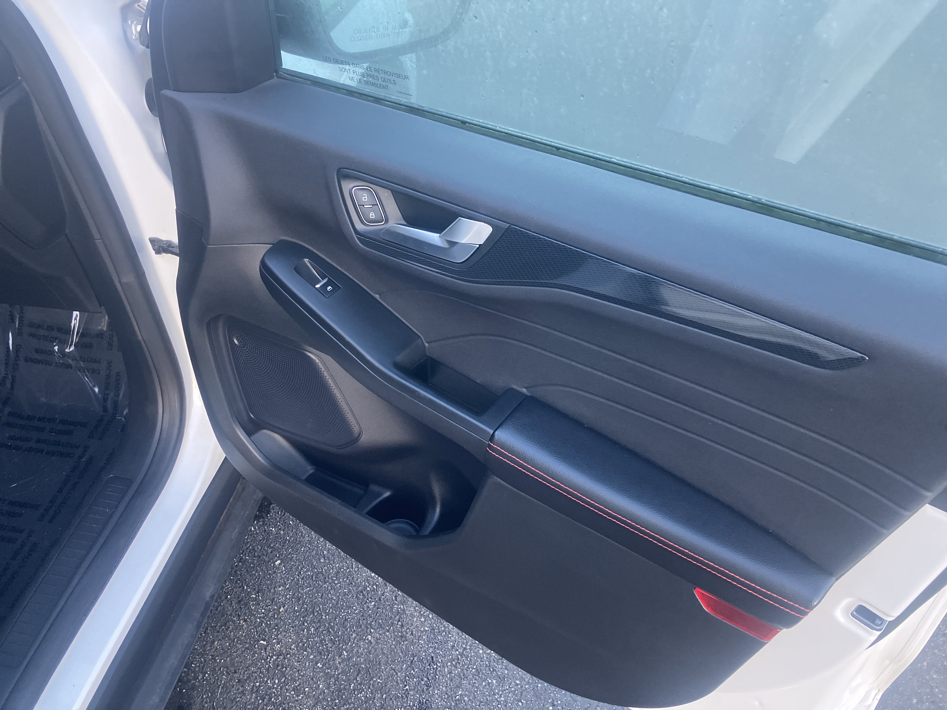 Used 2023 Ford Escape ST-Line image 9