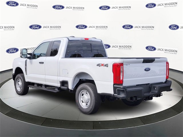 New 2026 Ford F250 XL image 3