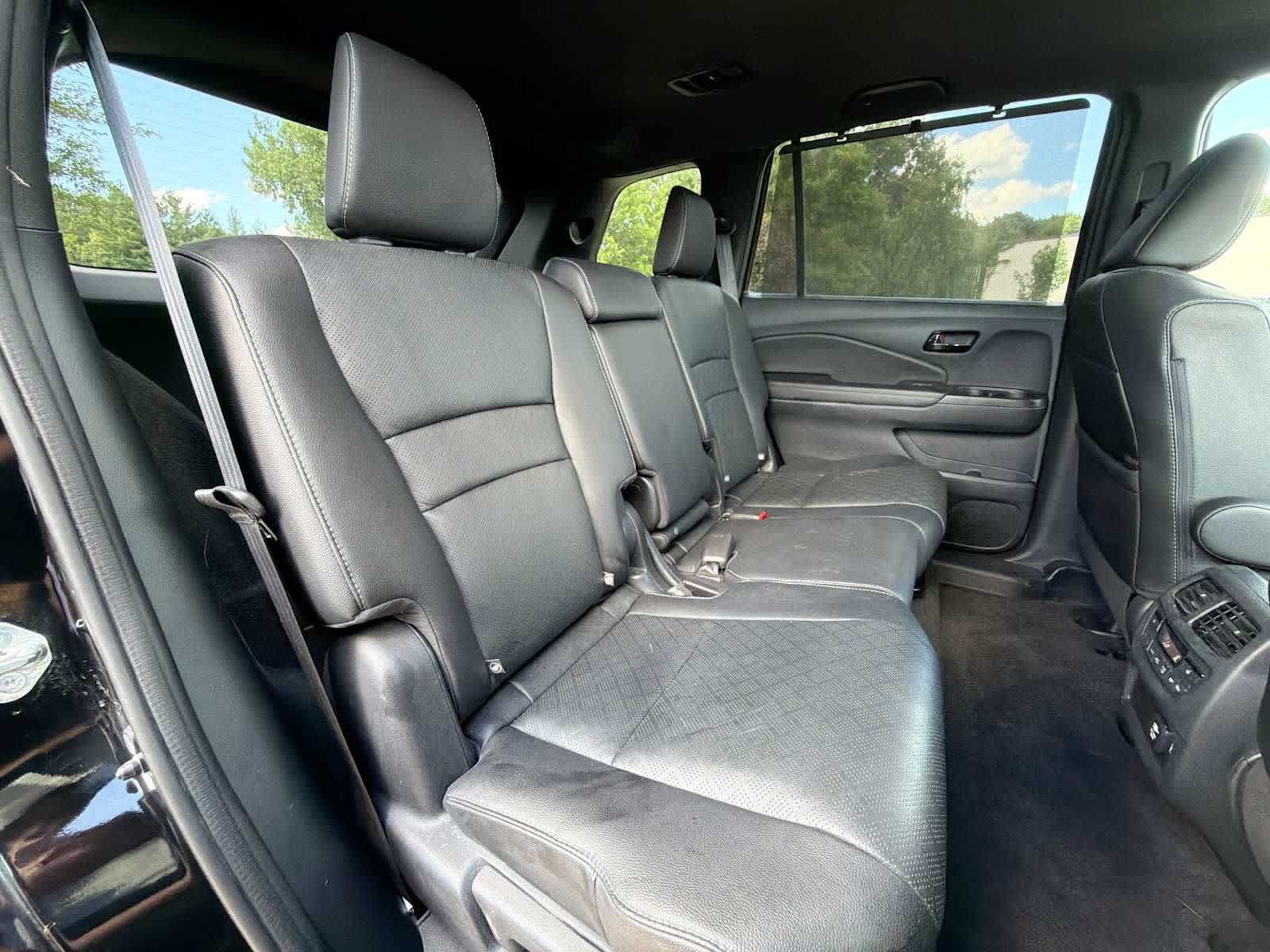 Used 2023 Honda Passport Elite image 13