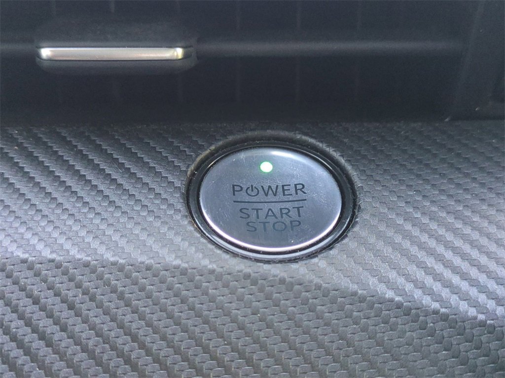 Used 2022 Ford Mustang Mach-E Premium image 32