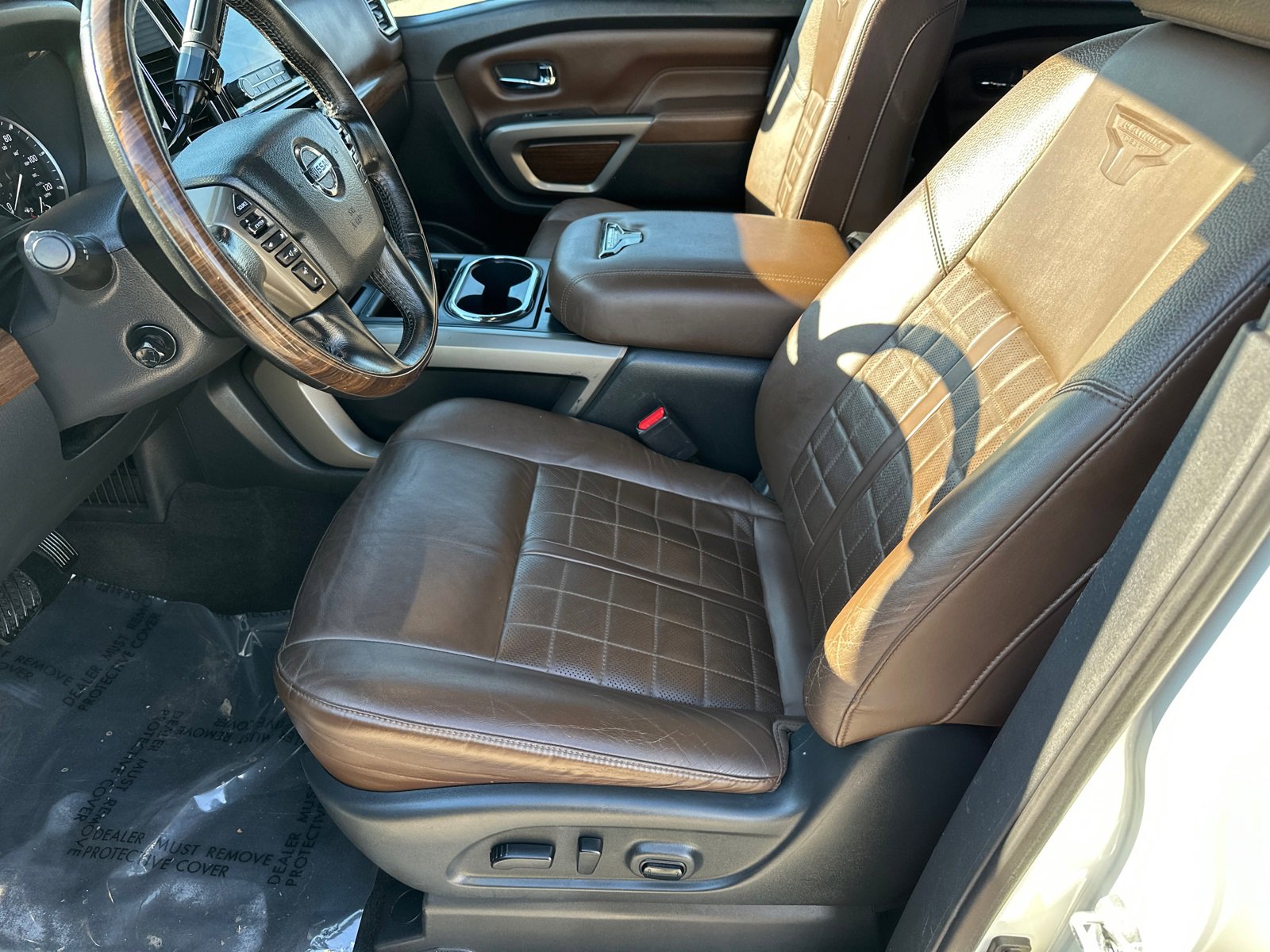 Certified 2021 Nissan Titan Platinum Reserve w/ Moonroof Package image 9