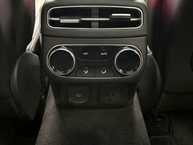 Used 2024 Genesis GV70 2.5T w/ Sport Prestige Package AWD/4WD image 22