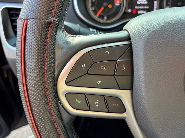 Used 2020 Jeep Cherokee Latitude Plus w/ Comfort/Convenience Group AWD/4WD image 18