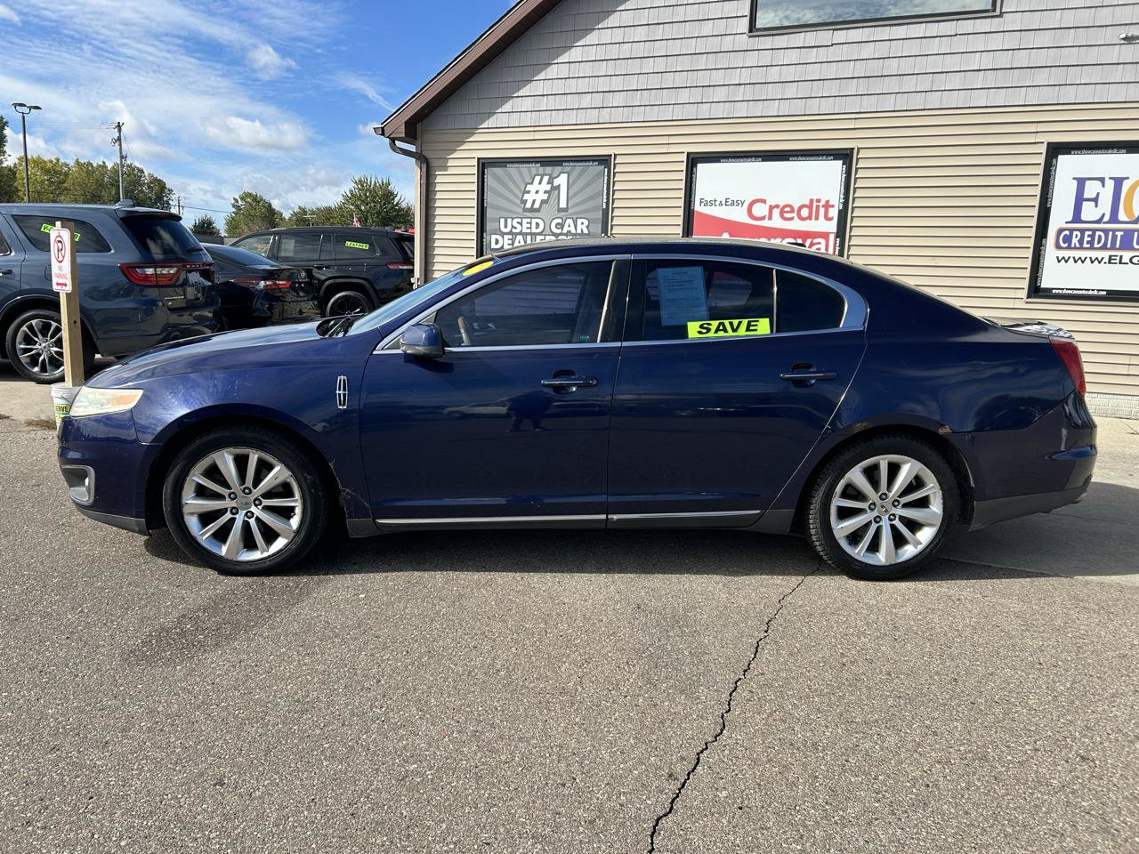 Used 2011 Lincoln MKS AWD image 8