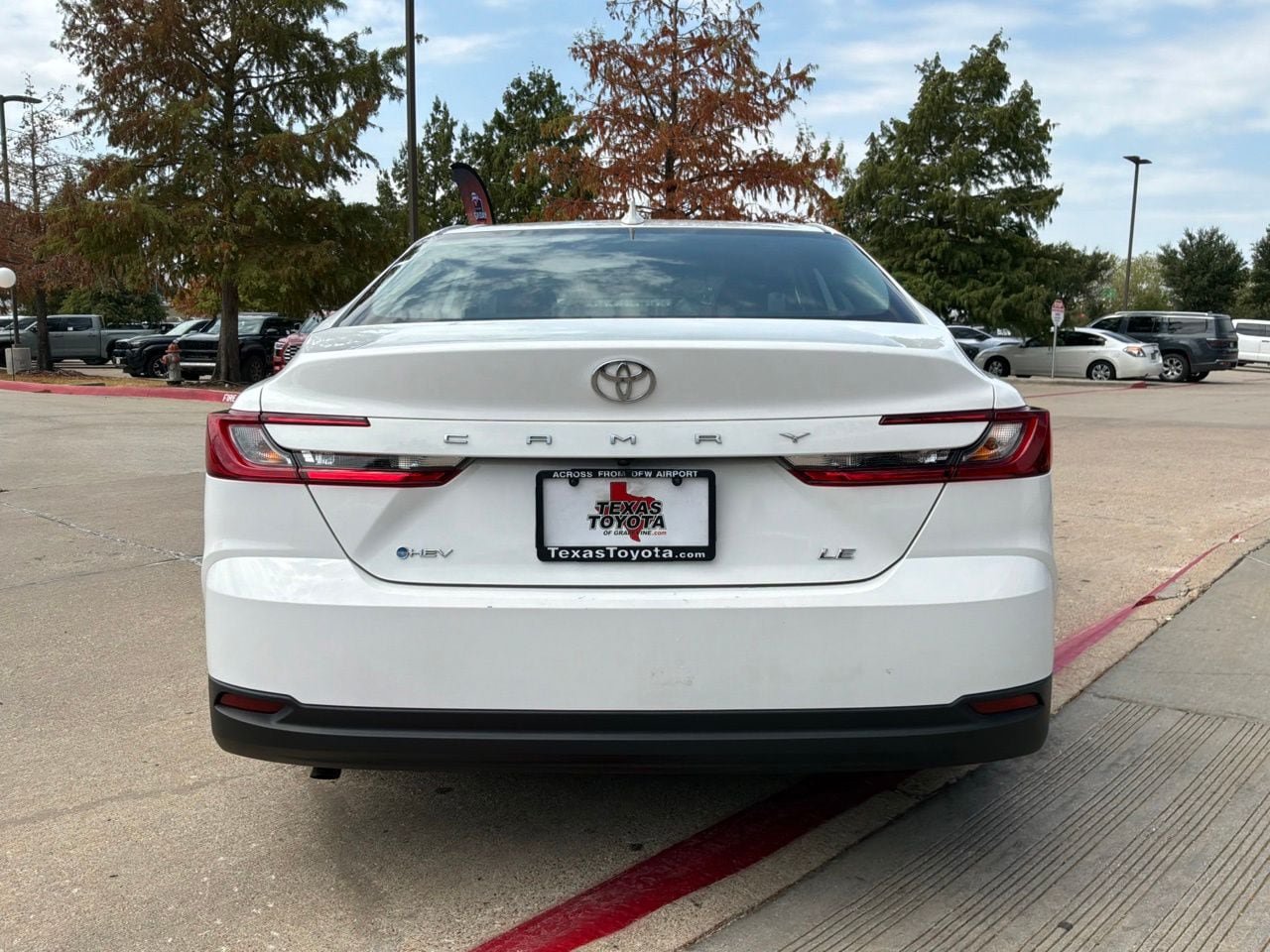 Used 2026 Toyota Camry LE FWD image 7