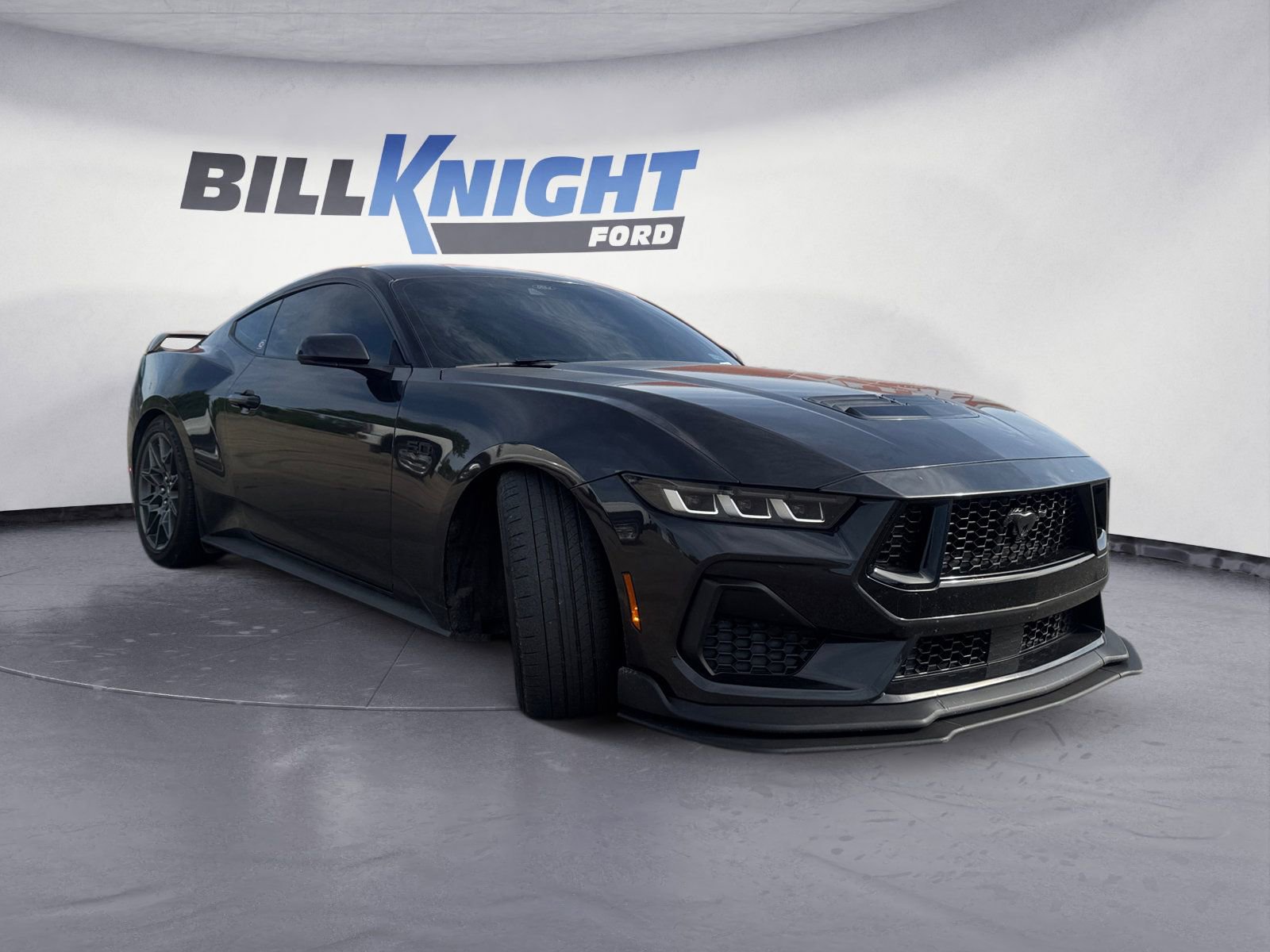 Used 2024 Ford Mustang GT RWD image 7