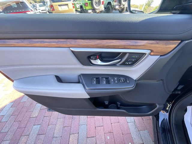 Used 2020 Honda CR-V Touring image 10