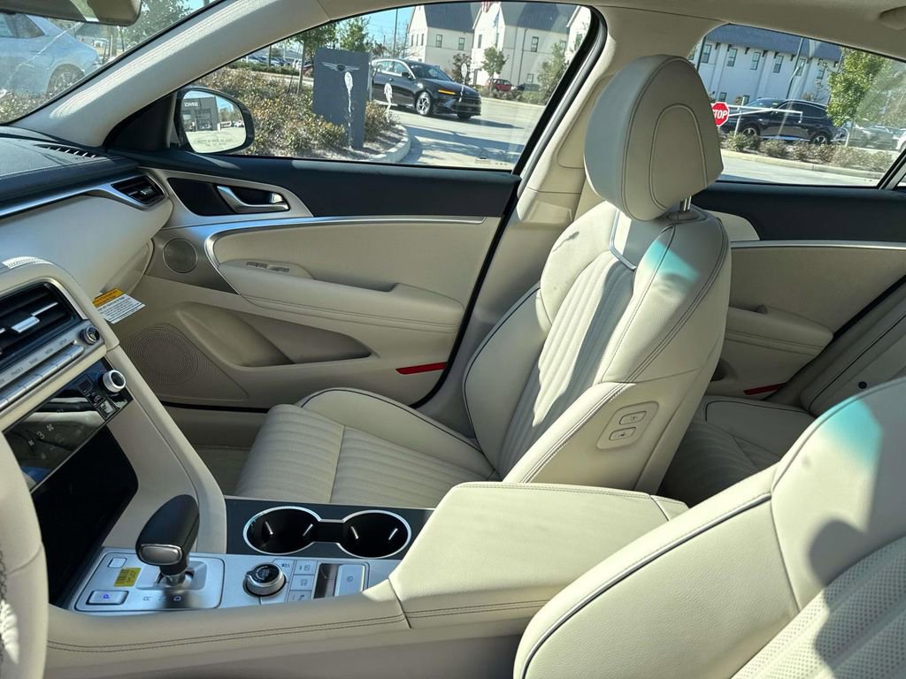 New 2026 Genesis G70 2.5T Prestige image 18