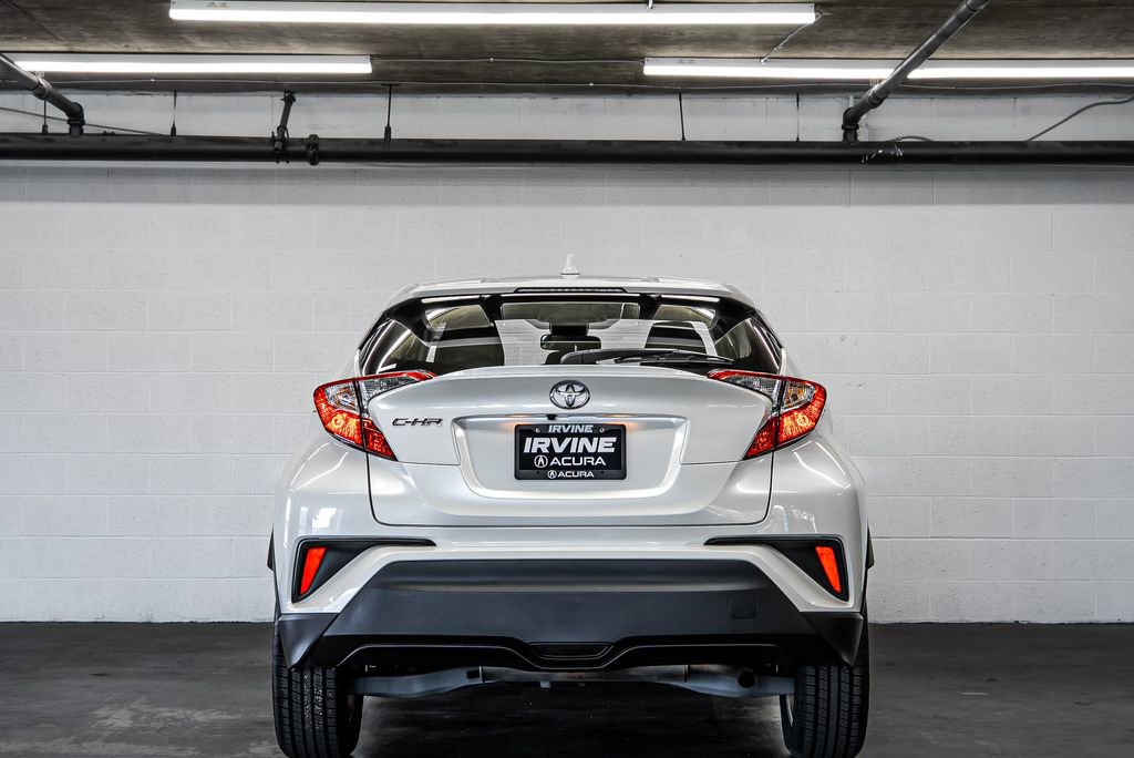 Used 2021 Toyota C-HR LE FWD image 4