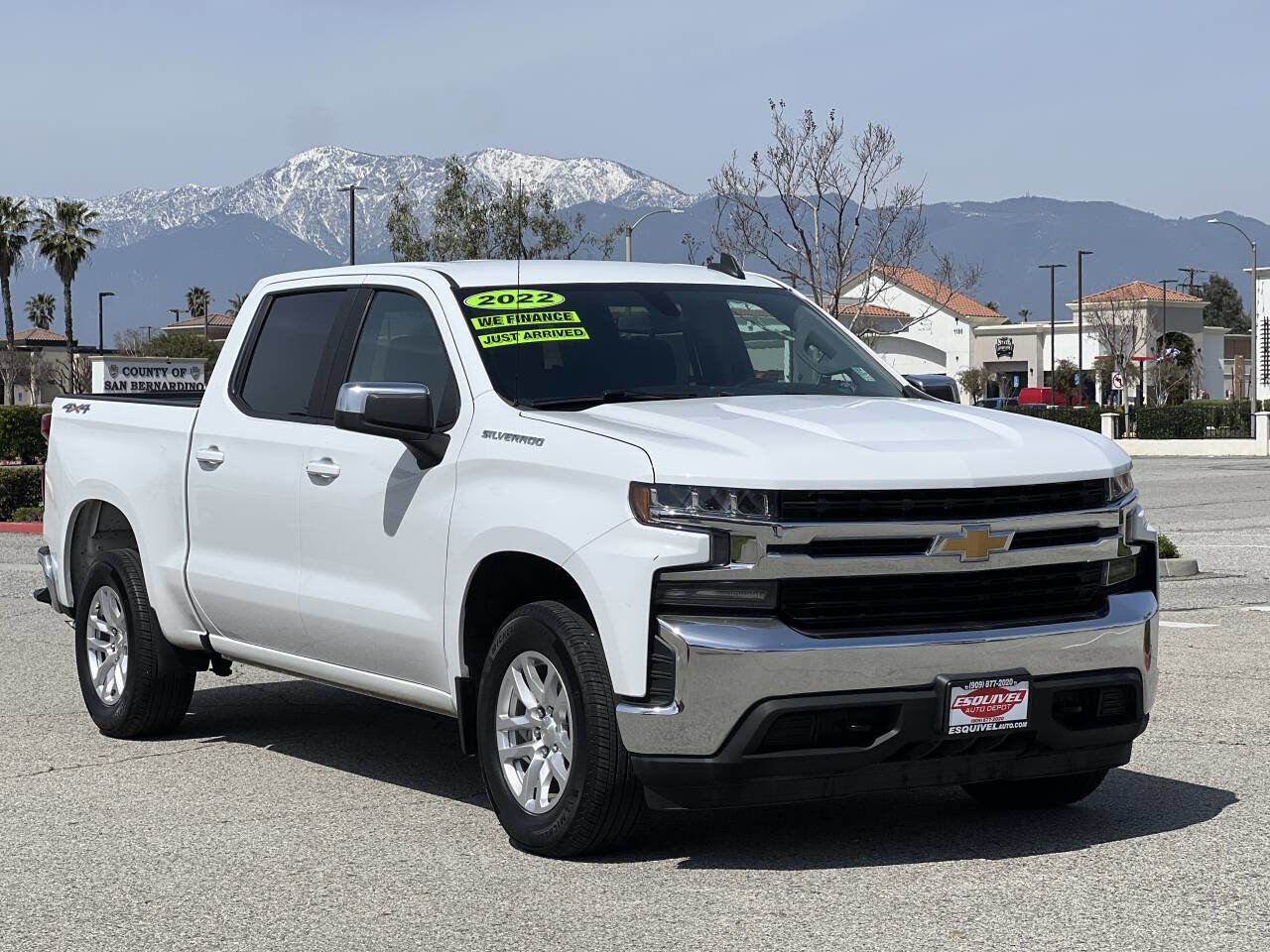 Used 2022 Chevrolet Silverado 1500 LT image 1