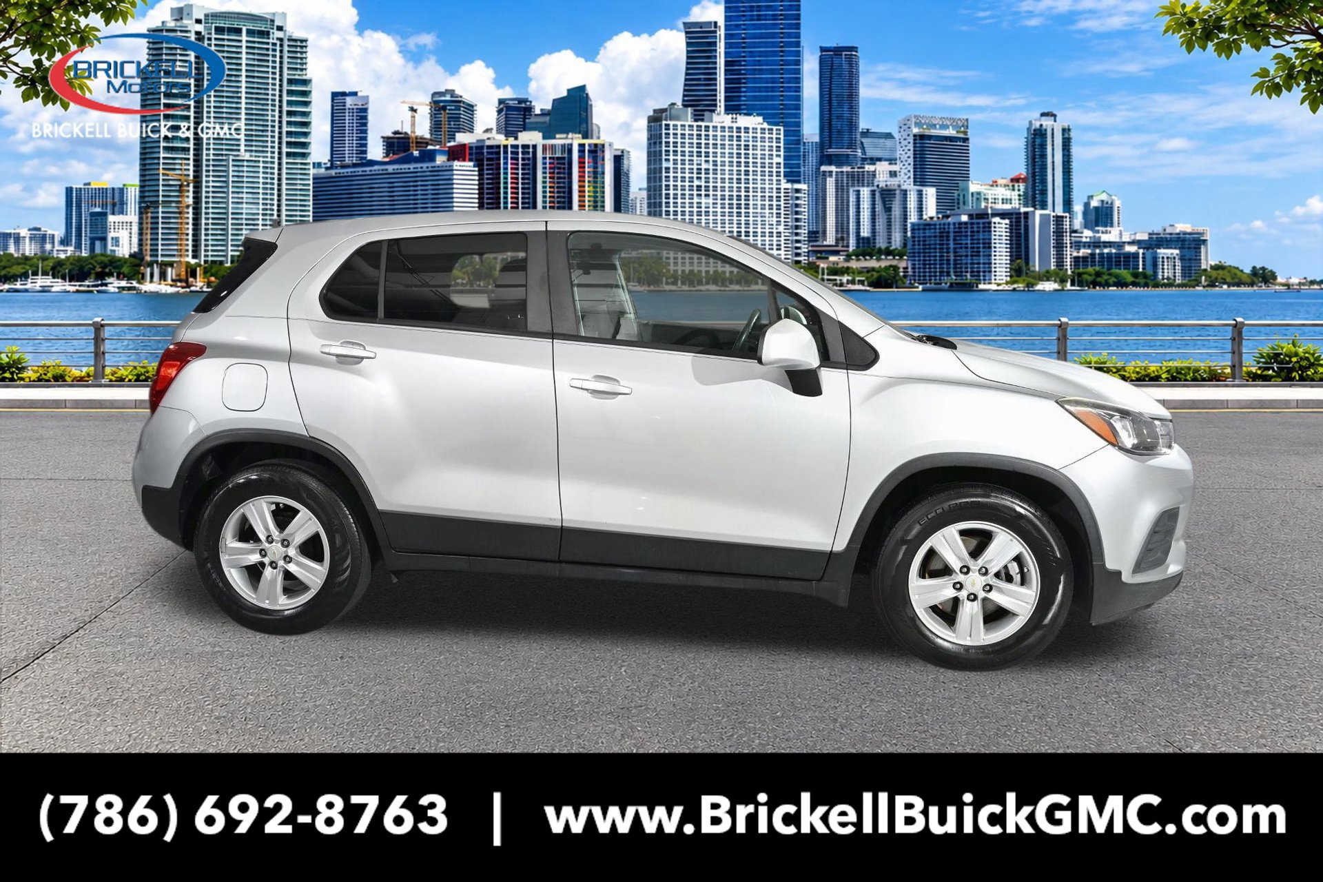 Used 2021 Chevrolet Trax LS w/ Tint and Cruise Package FWD image 7