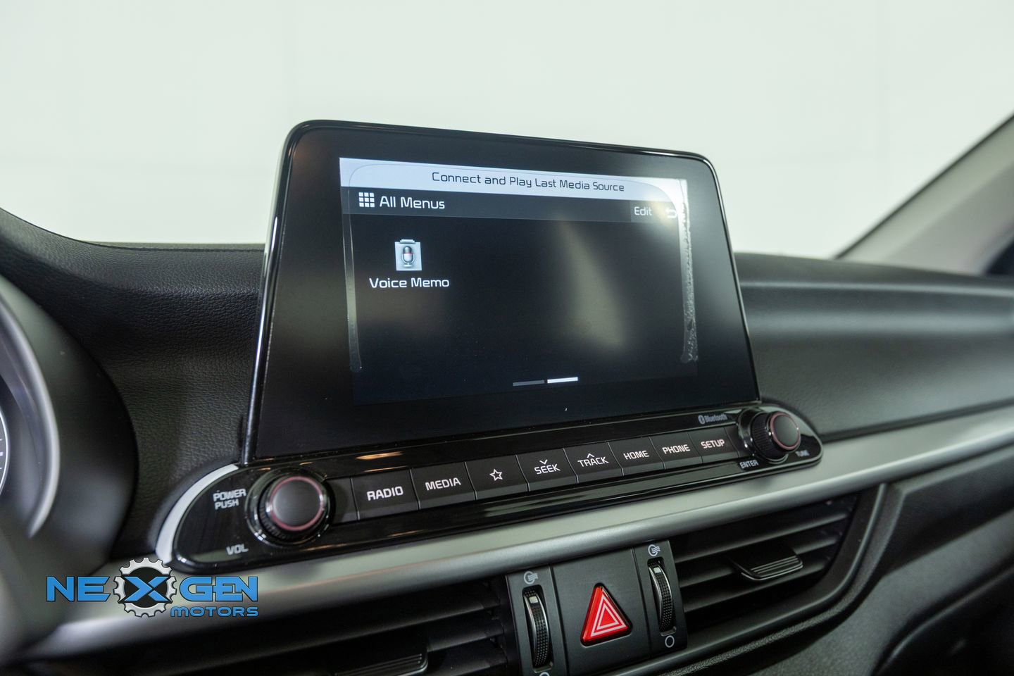 Used 2020 Kia Forte LXS FWD image 19