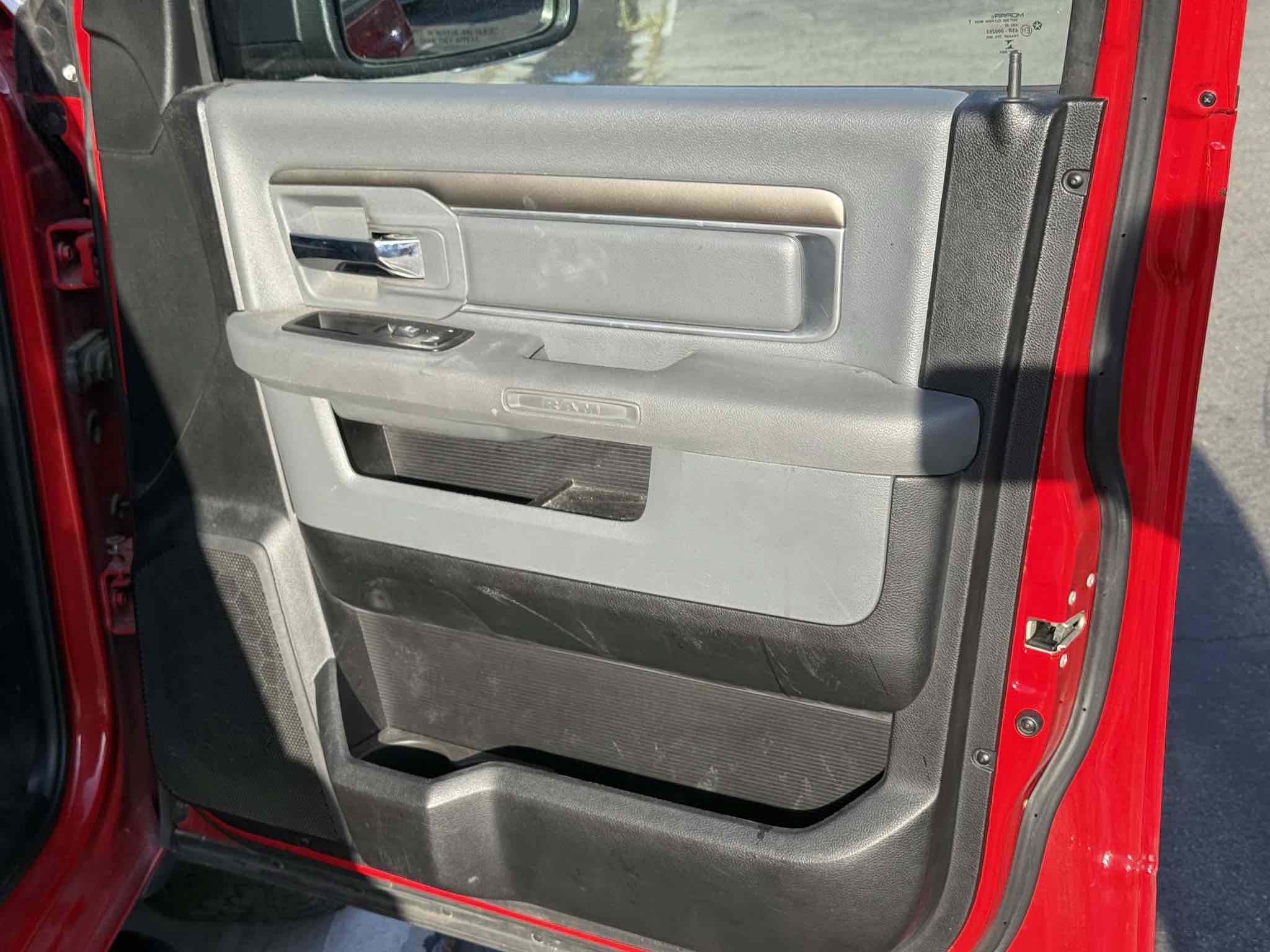 Used 2017 RAM 1500 Big Horn RWD image 21
